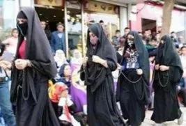 Silopi’de çarşafa hakaret