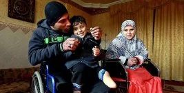 Siyonist işgal rejimi bir aileyi engelli bıraktı