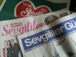 Muhafazakar gazetelerin ‘sevgililer günü’ ilgisi
