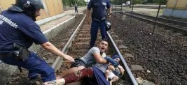 Macaristan: Tek bir mülteci bile geçirmeyeceğiz