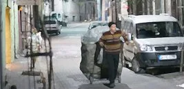 Sokakta kağıt toplayanlara kötü haber