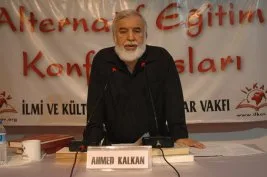 ''İnsanlık her şeyiyle yozlaşmayı yaşıyor''