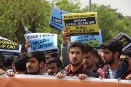 LGBTİ etkinliğine Diyarbakırlı Müslümanlar geçit vermedi