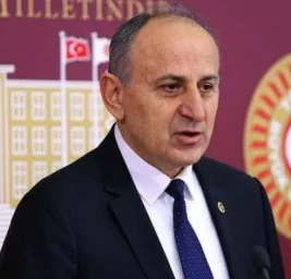 CHP: Laiklik konusunda tesellimiz Erdoğan ve Davutoğlu