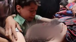 Suriyeli Malik’in feryadı: Baba beni bırakma (VİDEO)