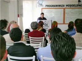 “Hadisleri&nbsp;toptan kabul de, toptan red de yanlıştır”