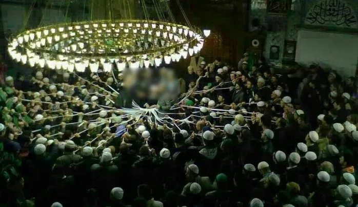 Yetkililerini Rabb edinenler