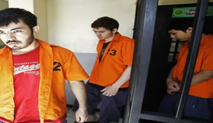 4 Müslüman Uygur, cellatları Çin’e teslim edildi