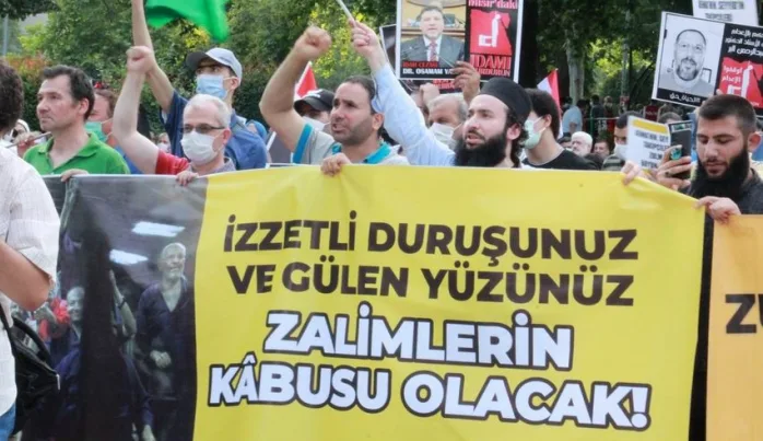 Sisi cuntasının idam kararları İstanbul’da protesto edildi