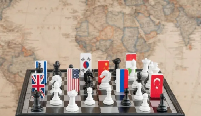 “Bağımlı Yapılar” Söyleminin Cazibesi ve Perdeledikleri