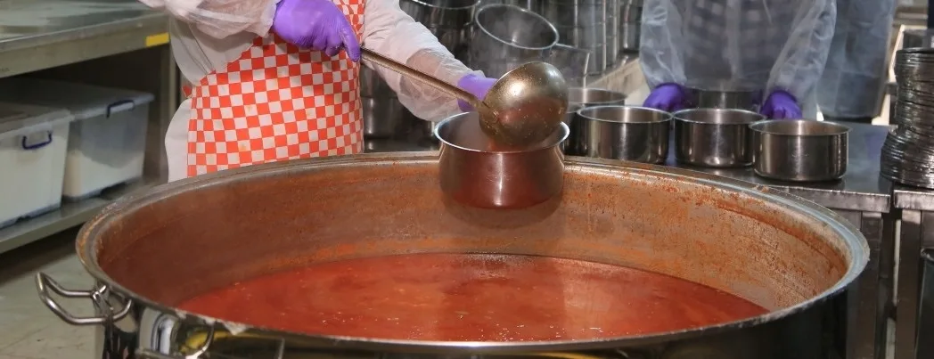 Depremzedelerle iftarımızı paylaşıyoruz