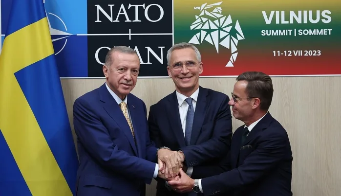 NATO üyesi olup NATO’ya efelenmenin (!) kaçınılmaz finali