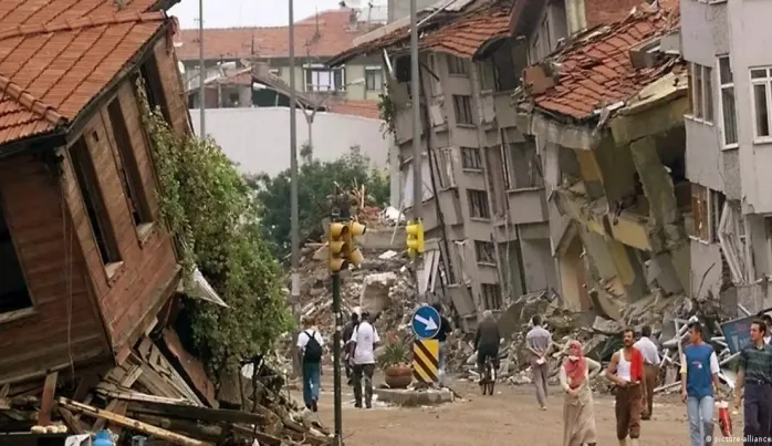 17 Ağustos’u, 6 Şubat’ı ve en önemlisi ez-Zilzal’i asla unutma
