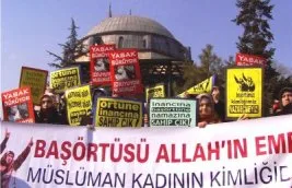 “Tesettürümüz onurumuzdur”