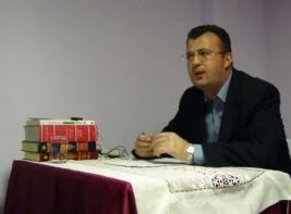 “Muhafazakarlık, sanıldığı gibi modernleşme karşıtı bir ideoloji değildir”