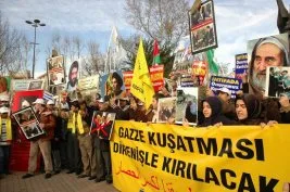Meydanlar Gazze için doldu