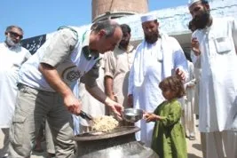 İHH’dan Pakistan’daki mazlumlara acil yardım