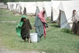 Pakistan’da onbinler felaketle karşı karşıya