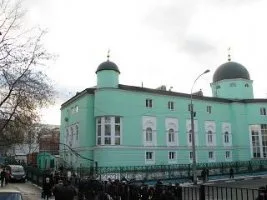 Rus yazar, İslam’ın ülkesinde hızlı yayılışını kaleme aldı