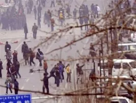 Doğu Türkistan’daki çatışmalar yayılıyor