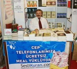 Süleymaniye Vakfı’ndan&nbsp;telefonlara ücretsiz meal hizmeti