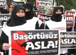 Başörtüsü platformları Konya’da buluştu