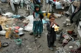 Afganistan işgalle birlikte yoksullukla boğuşuyor