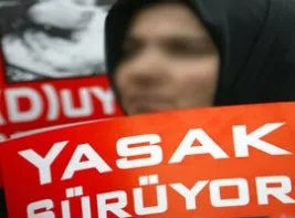 Başörtüsü yasağı üniversite dışına taştı