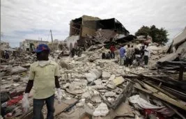 İHH’dan Haiti’ye 2 kargo uçağı yardım