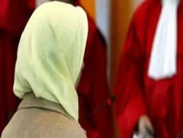 Başörtüsü İspanya’yı da sarstı