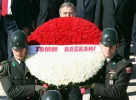 Yine de razı olmuyorlar!