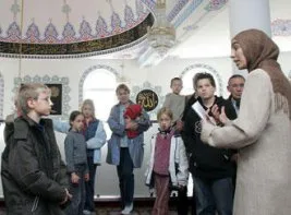 Almanya, İslam’ın yayılışını engellemeye çalışıyor