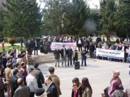 Sakaryalı Müslümanlar&nbsp;242. kez başörtüsü için meydandaydı