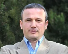 Bacık: Başörtüsü benim için temel meseledir