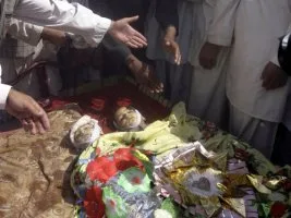 NATO Afganistan’ı yine kan gölüne çevirdi: 31 ölü
