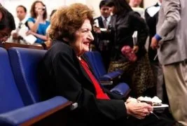 ABD’li gazeteci Helen Thomas: Siyonistler Filistin’den defolsun