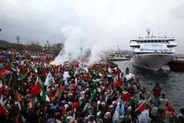 Mavi Marmara’ya coşkulu karşılama