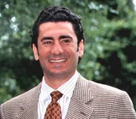Devrik İran Şahı’nın oğlu öldü