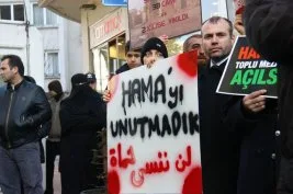 Hama katliamı İstanbul’da protesto edildi