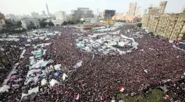 Tahrir direnişi sürüyor: Mübarek yargılanmadan eve dönmek yok