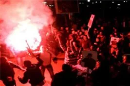 Kaddafi karşıtı gösterilerde bilanço ağır: 84 ölü