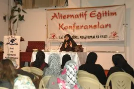 “Müslüman kadın, her şeyden önce bilinçli bir kuldur”