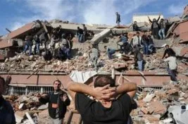 İHH ekipleri deprem bölgesinde