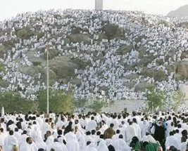Hacı adayları Vakfe için Arafat’ta