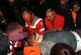Van’da yeni deprem: 18 bina ve gazetecilerin kaldığı otel yıkıldı