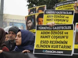 Suriye’de kaybolan gazeteciler için protesto gösterisi