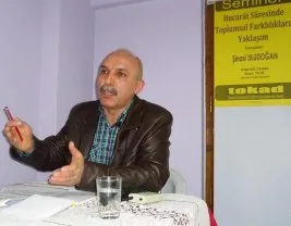 Şinasi Uludoğan, Hucurât Sûresi’nden dersleri anlattı