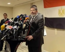 Mısır’ın ilk seçilmiş cumhurbaşkanı Mursi oldu