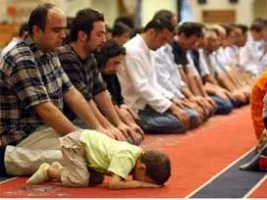 Namaz kılanlar yüzde 29, dindarlar yüzde 81!