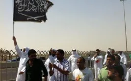 Müslümanlar, Hz. Peygamber’e yönelik saldırıya karşı ayakta